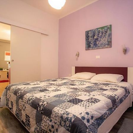Apartman Den,Rovinj Oaza U Centru Grada I Besplatnim Parkingom Apartment Екстериор снимка